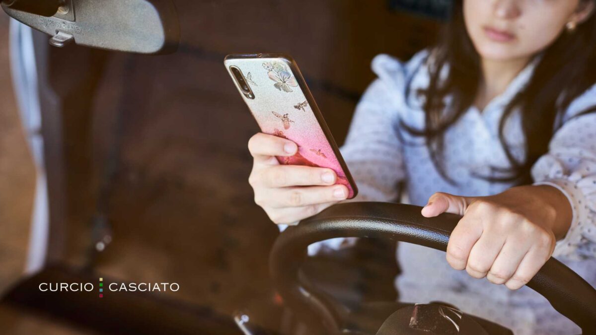 Chicago Distracted Driving Accident Lawyer